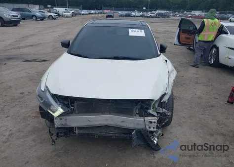 2016 Nissan Maxima 3.5 Platinum z USA, uszkodzony, nr VIN 1N4AA6AP0GC404009